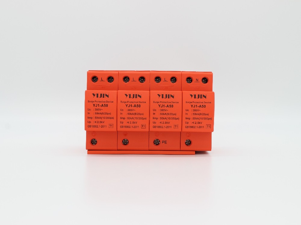 浪涌保護(hù)器防雷保護(hù)器的首要技術(shù)參數(shù)要求有幾點(diǎn)？